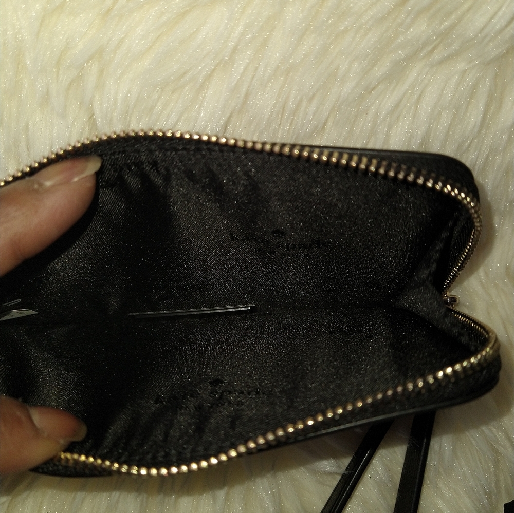 🤩Kate Spade Black Small Wristlet (Lucy)🤩 - Picture 9 of 10